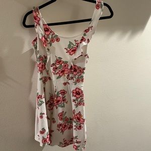 H & M white floral short romper size 6 Medium